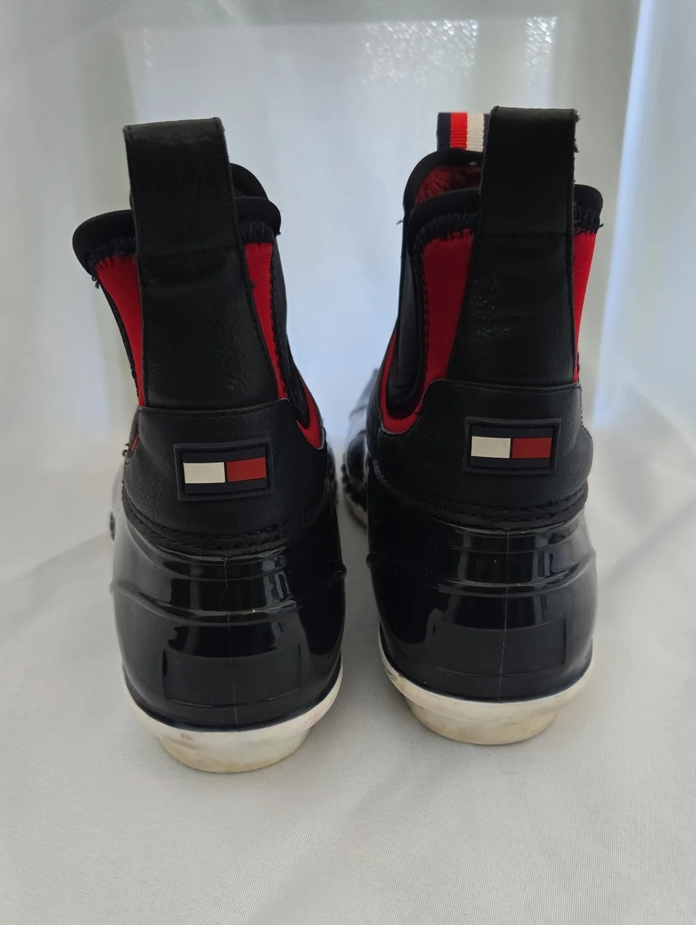 Tommy Hilfiger Women's Navy & Red Chelsea Duck Rain Boots Size 9 Waterproof